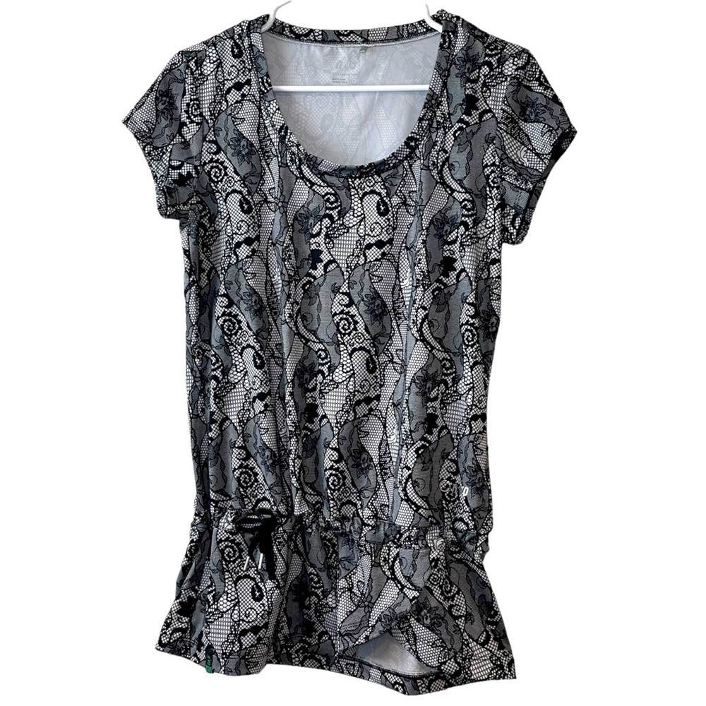 Nivo NVO Black and White Golf Athletic Top‎ Small